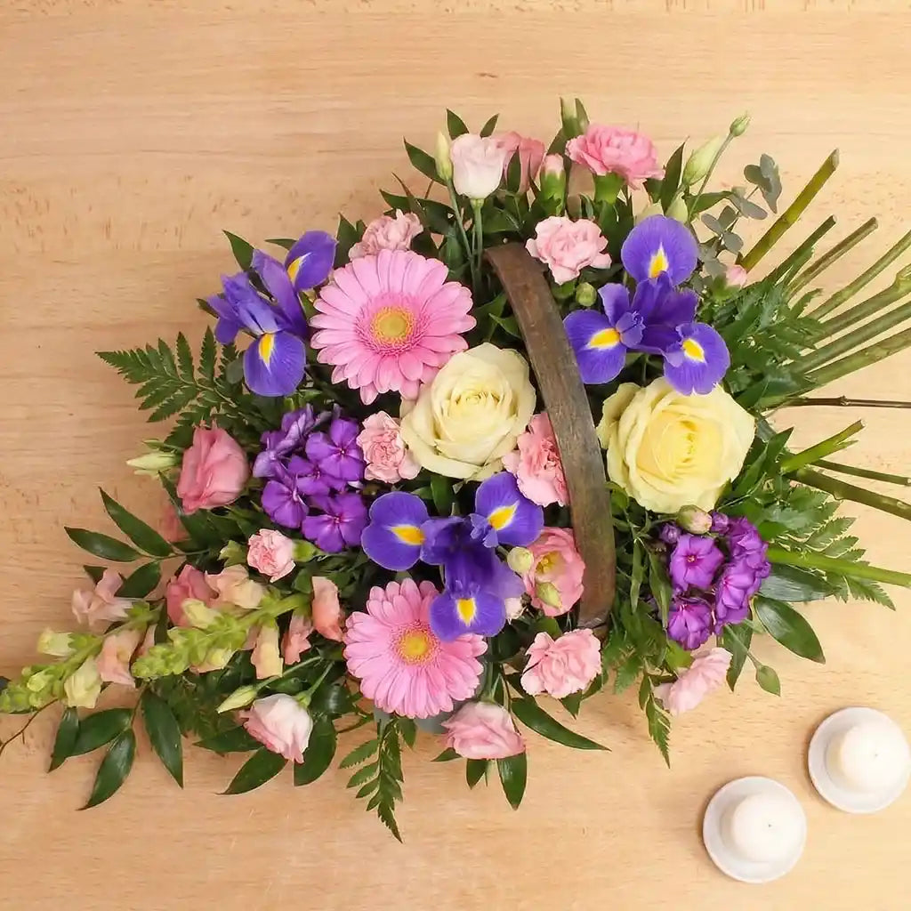 Sympathy Basket Country Mix